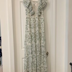 Entro  Floral Ruffle Maxi Dress - Sage & Cream LG NWOT